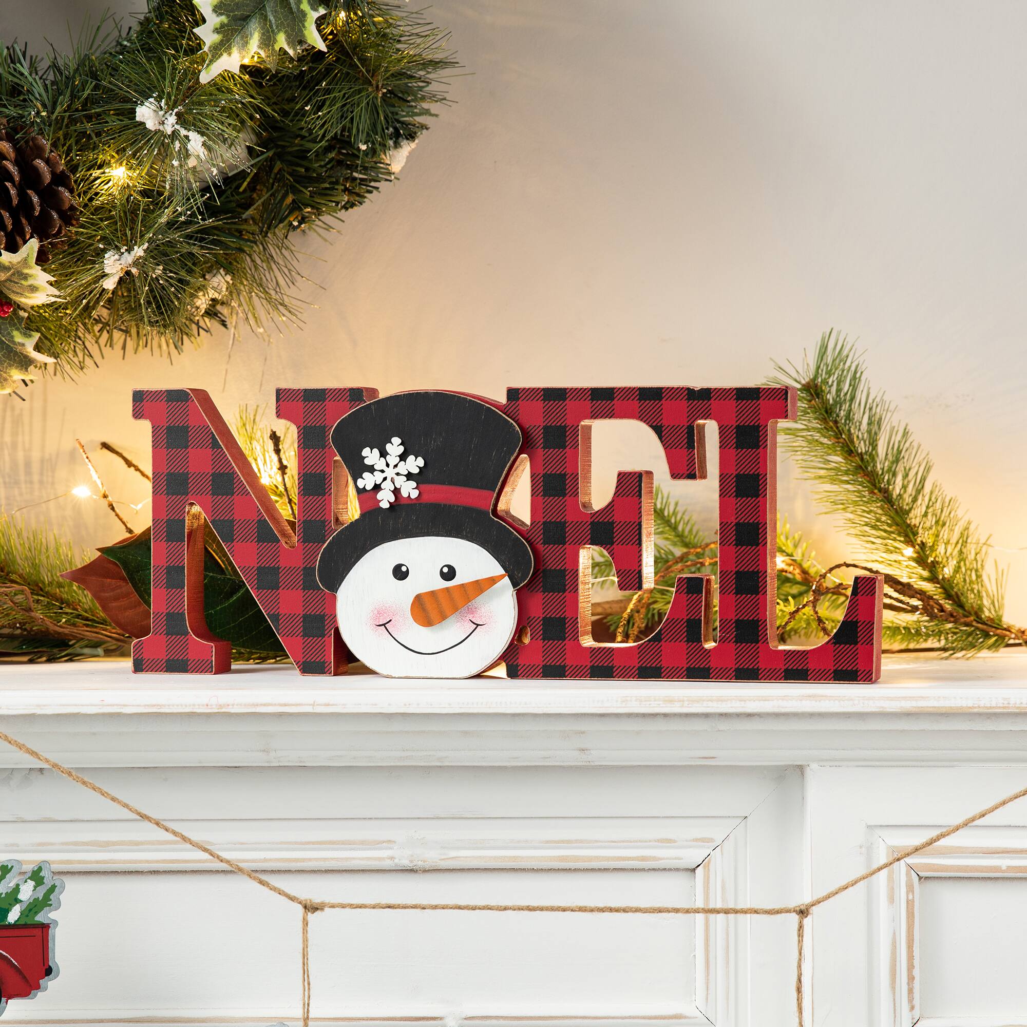 Glitzhome® 2-Piece JOY and NOEL Wooden Christmas Plaid Table Décor
